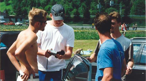Slalom_Ambri_People01.jpg